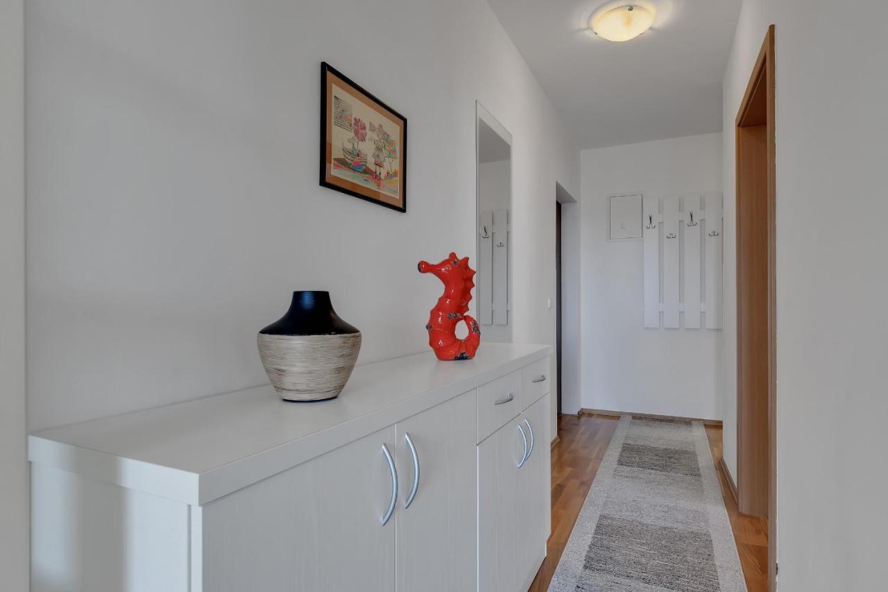 Apartment Pine Fine With Free Parking Μακάρσκα Εξωτερικό φωτογραφία